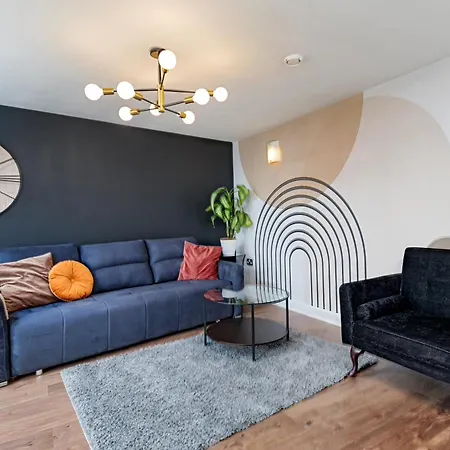Scandi Abode In Leeds Apartment *