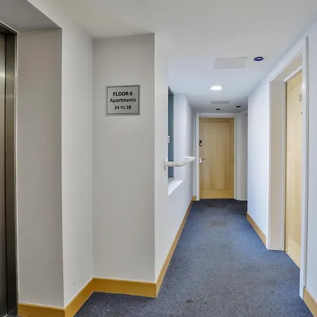 Scandi Abode In Leeds * Leeds (West Yorkshire)